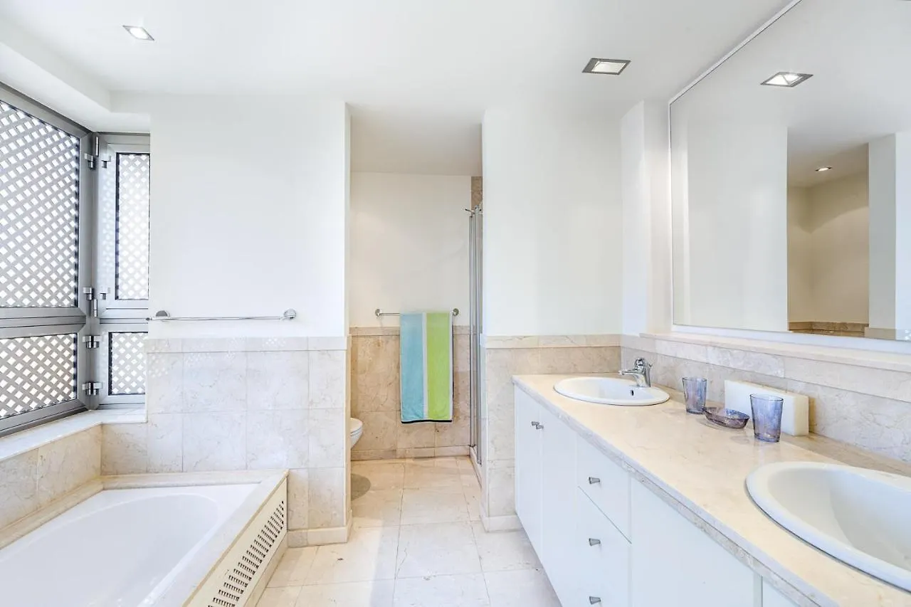 Hébergement de vacances Villa Bahia - Romen 2,4 Penthouse Sea View & Jacuzzi à Palm-mar Espagne